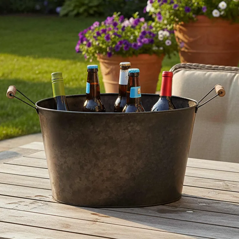 Black Metal Galvanized Ice Bucket Cooler