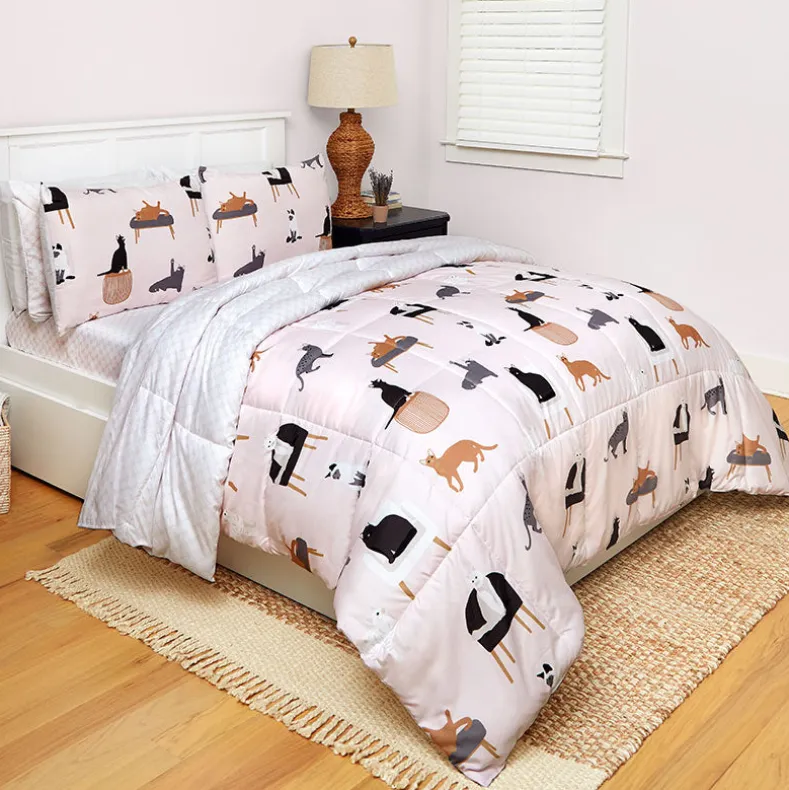 Cat's Life Reversible King Complete Comforter Set