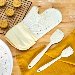 Confetti Baking Gift Set - Oven Mit and Set of 2 Spatulas