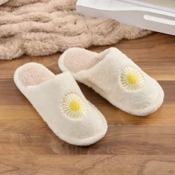 Daisy Plush Slippers