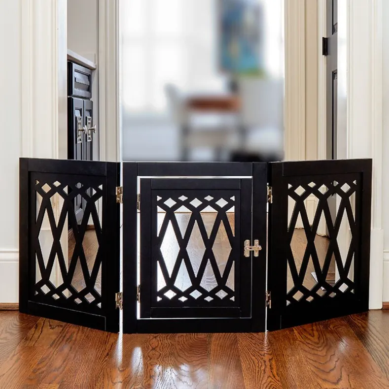 Diamond-Cut Design Pet Gate with Door