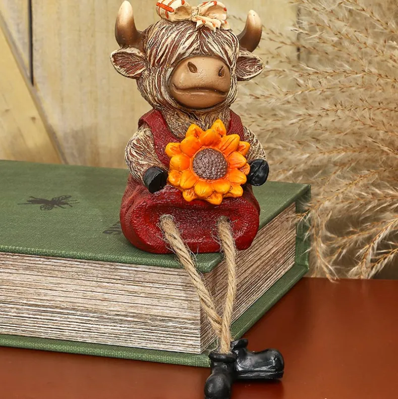 Highland Cow Shelf Sitter Girl With Sunflower Or Boy With Pumpkin