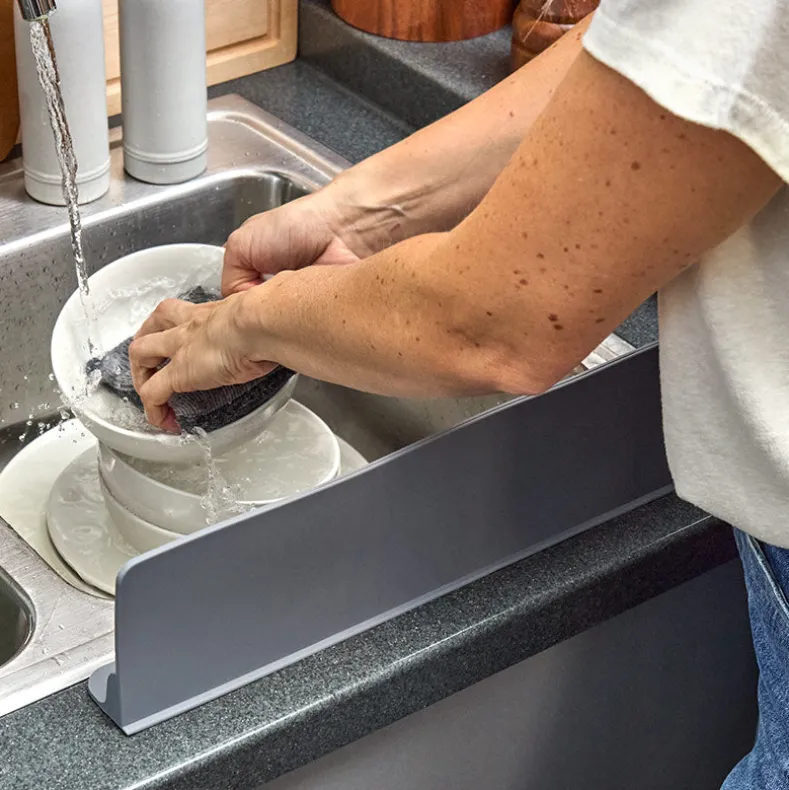 Kitchen Sink or Faucet Silicone Splash Guard
