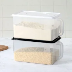 Large Food Storage Container with Lid and Handle