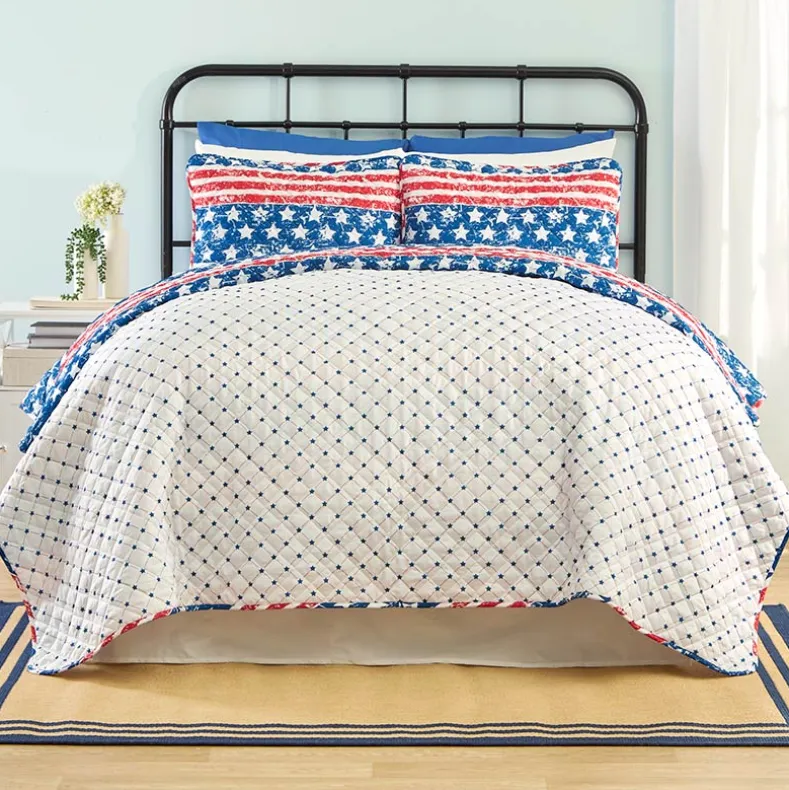 Mossy Oak Stars and Stripes Reversible Quilt, Full/Queen or King