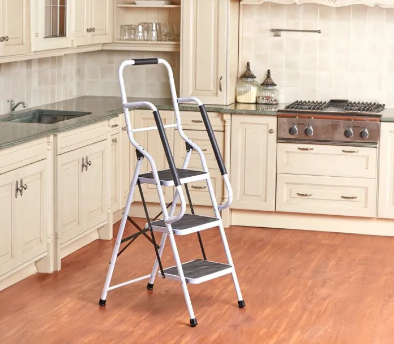 3 or 4 Step Folding Ladder with Handrails
