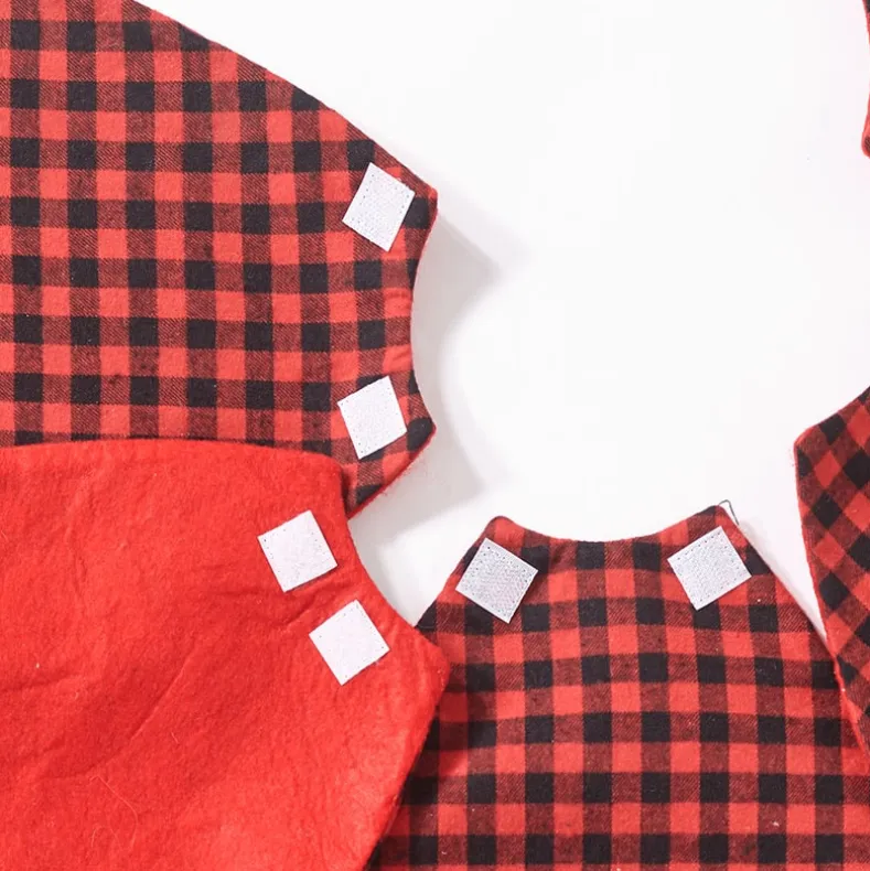 Plaid Holiday Decor