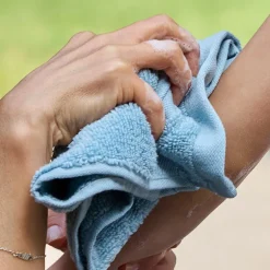 Skunky™ Disposable Bathing Sponge Wipes - Just Add Water for a Quick Clean