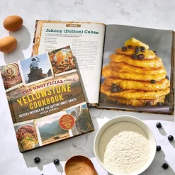 The Unofficial Yellowstone Cookbook - Recipes Inspired by Dutton Ranch